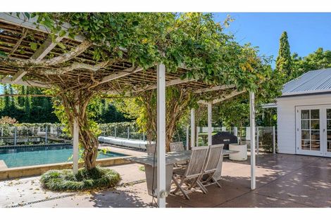 Photo of property in 37 Riverview Road, Kerikeri, 0230