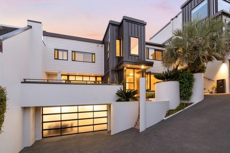 Photo of property in 14b Alfred Street, Northcote Point, Auckland, 0627