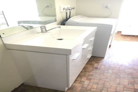 Photo of property in 67 Pirie Street, Mount Victoria, Wellington, 6011