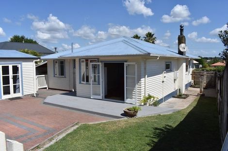 Photo of property in 6 Queen Street, Cambridge, 3434