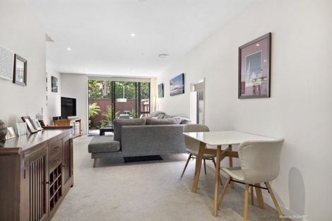 Photo of property in Nouvo Apartments, 21u5 Rugby Street, Mount Cook, Wellington, 6021