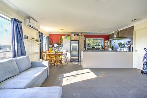 Photo of property in 129a Avalon Drive, Nawton, Hamilton, 3200