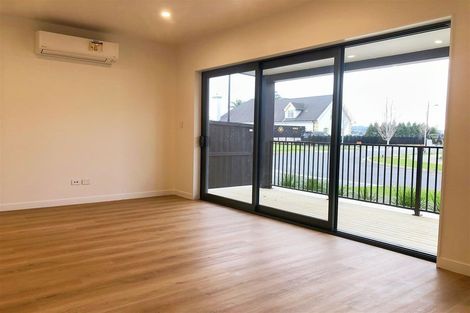 Photo of property in 7 Yellow Pear Lane, Karaka, 2578