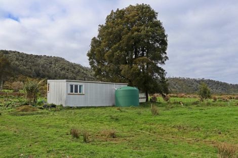 Photo of property in 364 Oparara Loop Road, Karamea, 7893