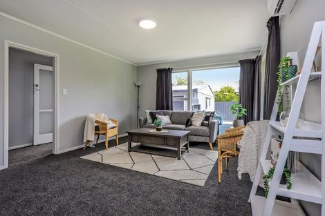 Photo of property in 24 Deal Crescent, Flaxmere, Hastings, 4120