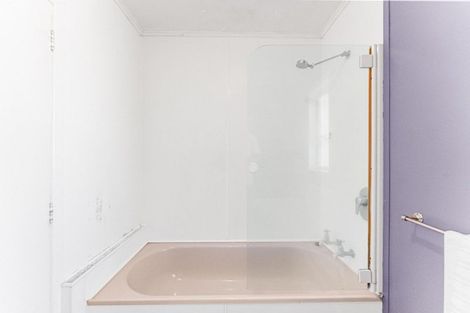 Photo of property in 12 Barclay Street, Ferndale, New Plymouth, 4310