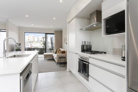 Photo of property in 18 Nugget Avenue, Hobsonville, Auckland, 0616