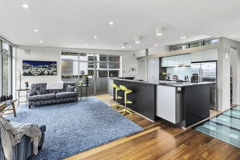 Photo of property in 63 Burnham Street, Seatoun, Wellington, 6022