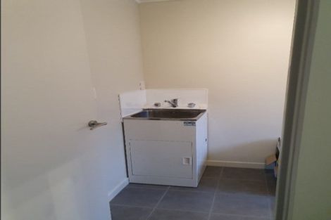 Photo of property in 5/19 Milton Road, Orewa, 0931