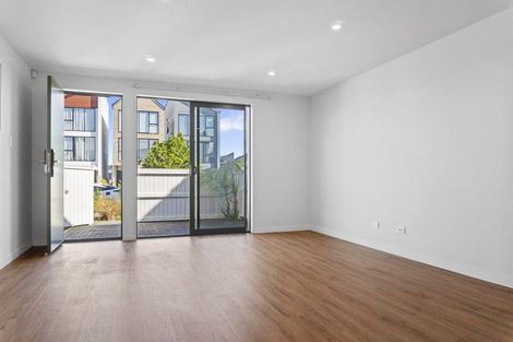 Photo of property in 117 Tarapuka Road, Westgate, Auckland, 0814