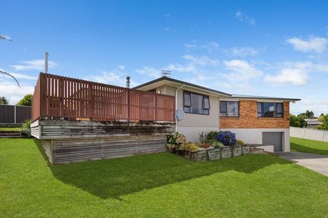 Photo of property in 32a Queen Street, Te Puke, 3119