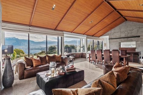 Photo of property in 12 Alfred Duncan Drive, Lake Hayes, Queenstown, 9371