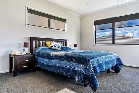 Photo of property in 2 Taikura Avenue, Red Beach, 0932