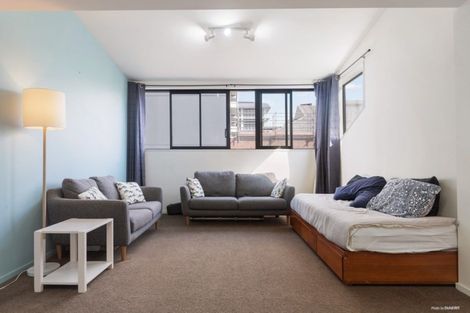 Photo of property in Courtenay Mews Apartments, 16/14u Alpha Street, Te Aro, Wellington, 6011