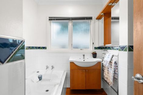 Photo of property in 51 Cotswold Avenue, Bishopdale, Christchurch, 8053