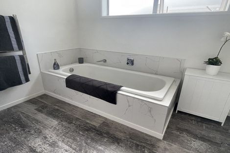 Photo of property in 27c Motutaiko Street, Taupo, 3330