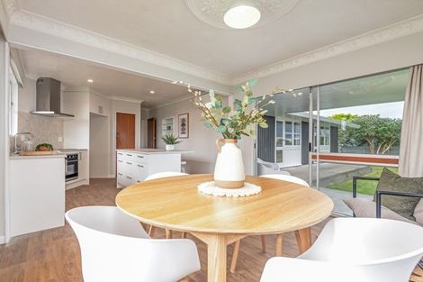 Photo of property in 6 Anaru Place, Awapuni, Palmerston North, 4412