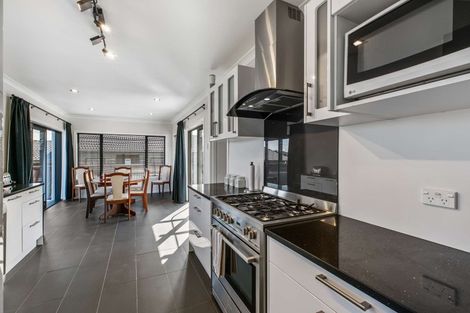 Photo of property in 82 Racecourse Road, Waiuku, 2123