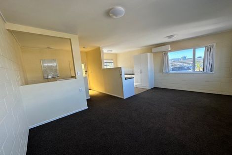 Photo of property in Carillion/the Knoll, 33 Thompson Street, Mount Cook, Wellington, 6011