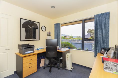 Photo of property in 2 Berkley Place, Oamaru North, Oamaru, 9400