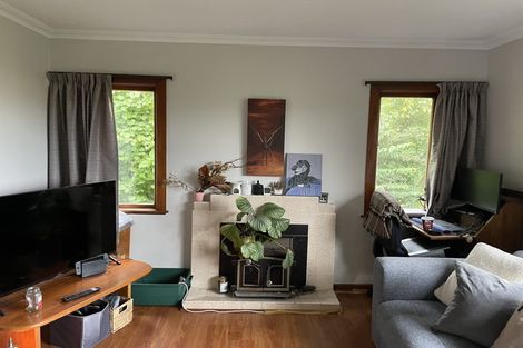 Photo of property in 31 Garden Road, Northland, Wellington, 6012