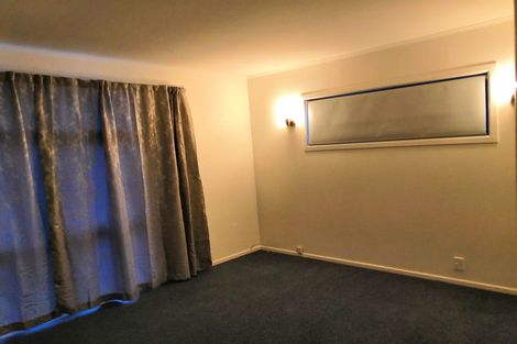 Photo of property in 796 East Coast Road, Oteha, Auckland, 0630
