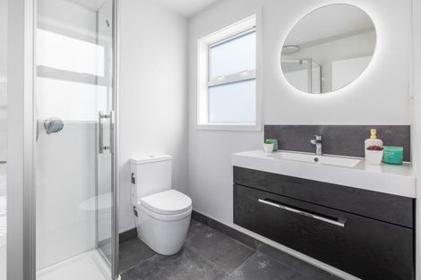 Photo of property in 40 Hokioi Drive, Kenepuru, Porirua, 5022