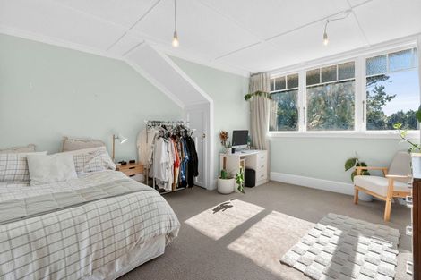 Photo of property in 32 Brougham Street, Nelson South, Nelson, 7010