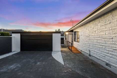 Photo of property in 18a Blighs Road, Strowan, Christchurch, 8052