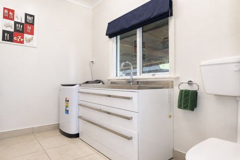 Photo of property in 15 Sinnamon Street, Reefton, 7830