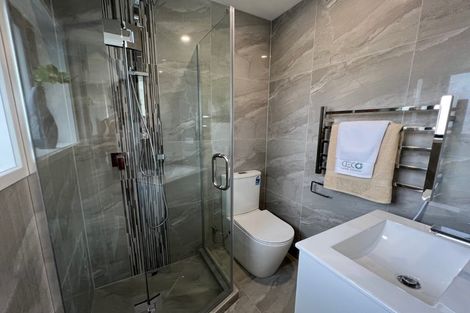 Photo of property in 160d Hill Road, Manurewa, Auckland, 2105