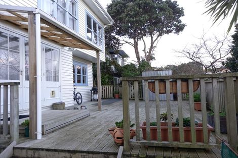 Photo of property in 155 Onslow Road, Khandallah, Wellington, 6035