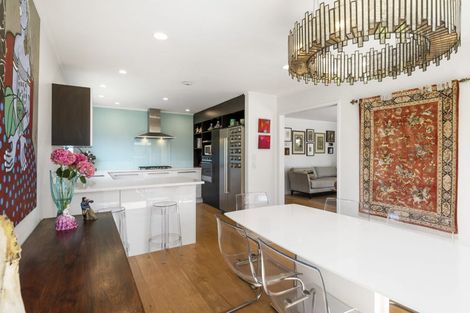 Photo of property in 2/13 Montgomery Avenue, Belmont, Auckland, 0622
