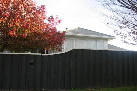 Photo of property in 30 Atiawa Crescent, Waiwhetu, Lower Hutt, 5010