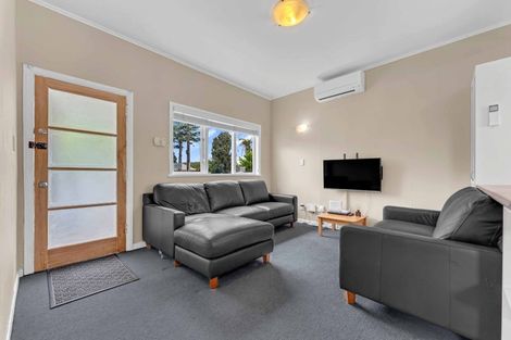 Photo of property in 29 Kelvin Road, Papakura, 2110