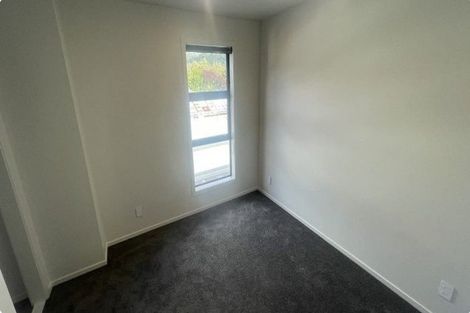 Photo of property in 7/240 Stokes Valley Road, Stokes Valley, Lower Hutt, 5019