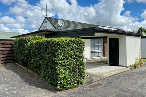 Photo of property in 9/160 Ruahine Street, Roslyn, Palmerston North, 4414
