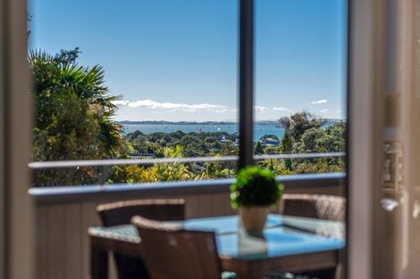Photo of property in 38 Braemar Road, Castor Bay, Auckland, 0620