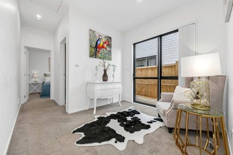 Photo of property in 28 Bushfield Drive, Flat Bush, Auckland, 2019