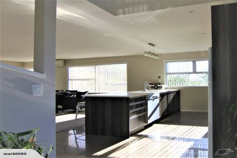 Photo of property in 27a Comber Place, Johnsonville, Wellington, 6037