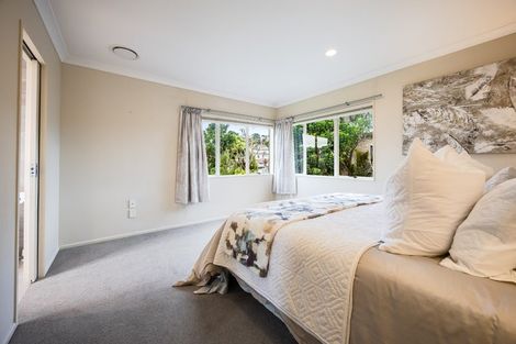 Photo of property in 23 South Kensington Way, Henderson, Auckland, 0612