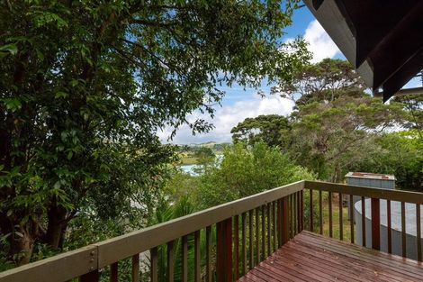 Photo of property in 9 Poplar Road, Stanmore Bay, Whangaparaoa, 0932