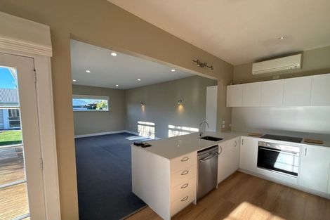 Photo of property in 38 Alpha Avenue, Strowan, Christchurch, 8052