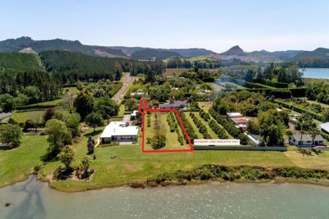 Photo of property in 6 Aileen Place, Whangamata, 3691
