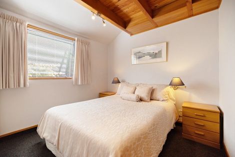 Photo of property in 19 Goldfield Heights, Queenstown, 9300