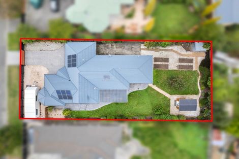 Photo of property in 21 Welsford Street, Woodend, 7610
