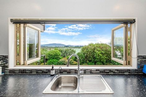 Photo of property in 115 Winara Avenue, Waikanae, 5036