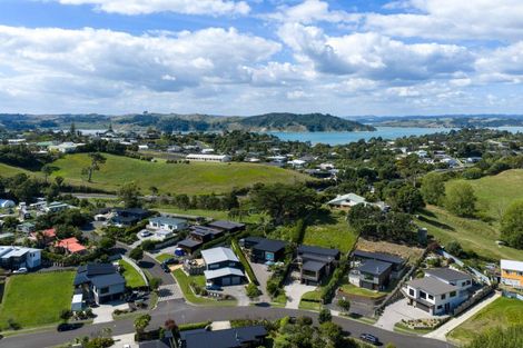 Photo of property in 36 Robertson Street, Raglan, 3225