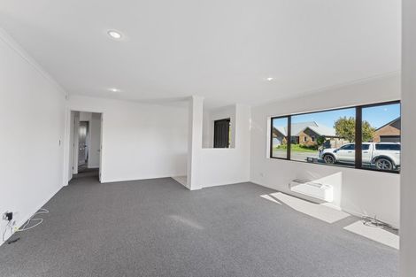 Photo of property in 153 Rolleston Drive, Rolleston, 7614