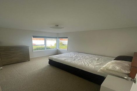 Photo of property in 1/7 Olympic Place, Papakura, 2110